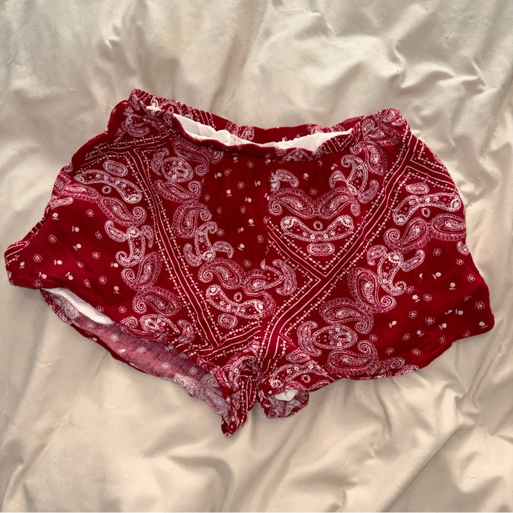 Honey Punch Red Paisley Bandana Style Shorts Size Small